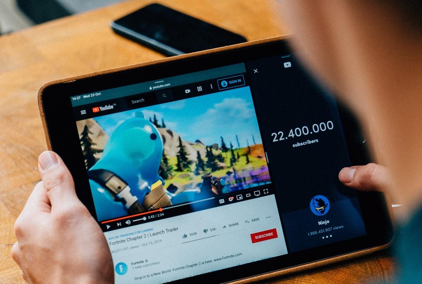 How Language Teachers Can Make Money On YouTube?